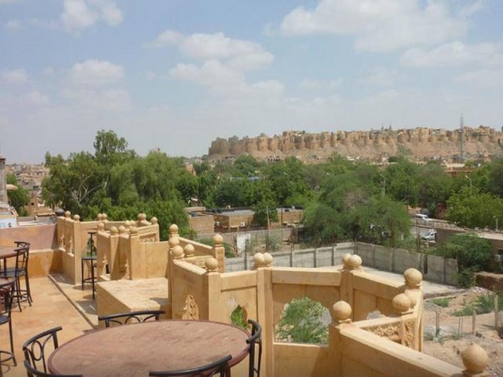 Hotel The Golden House Jaisalmer Exteriör bild